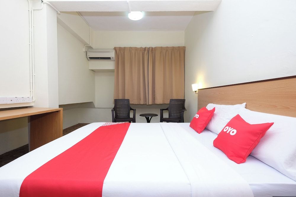 OYO 1105 Hotel 75 Standard Double 2