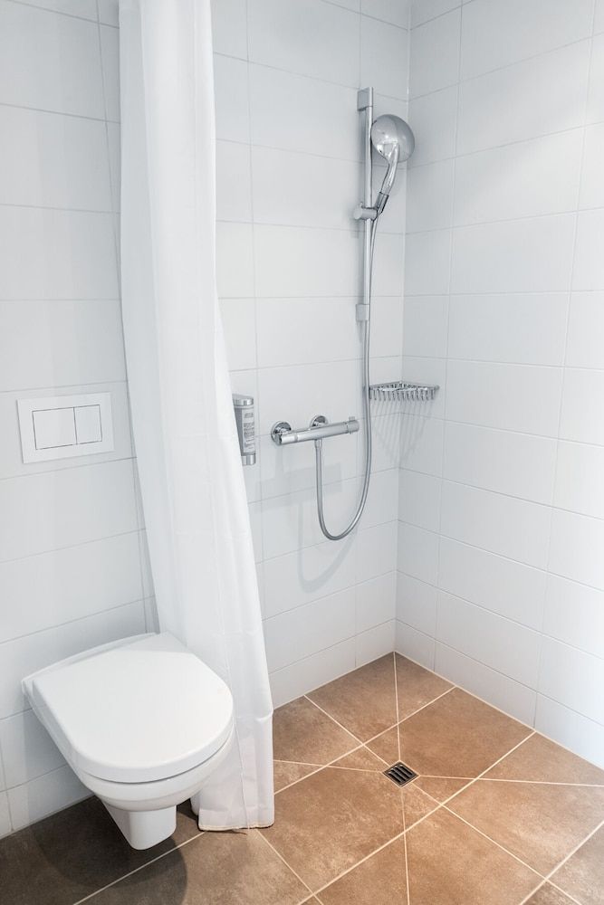 B&B Hotel Zürich East Wallisellen Twin Room 4