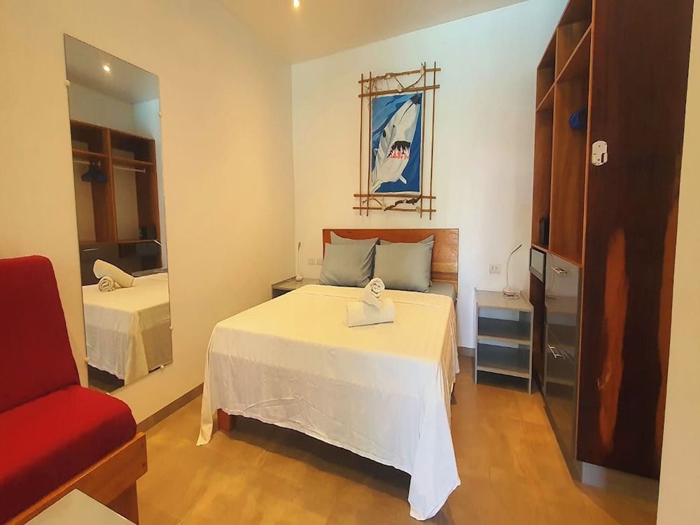 POOLSIDE BUNGALOW (2 BEDS)