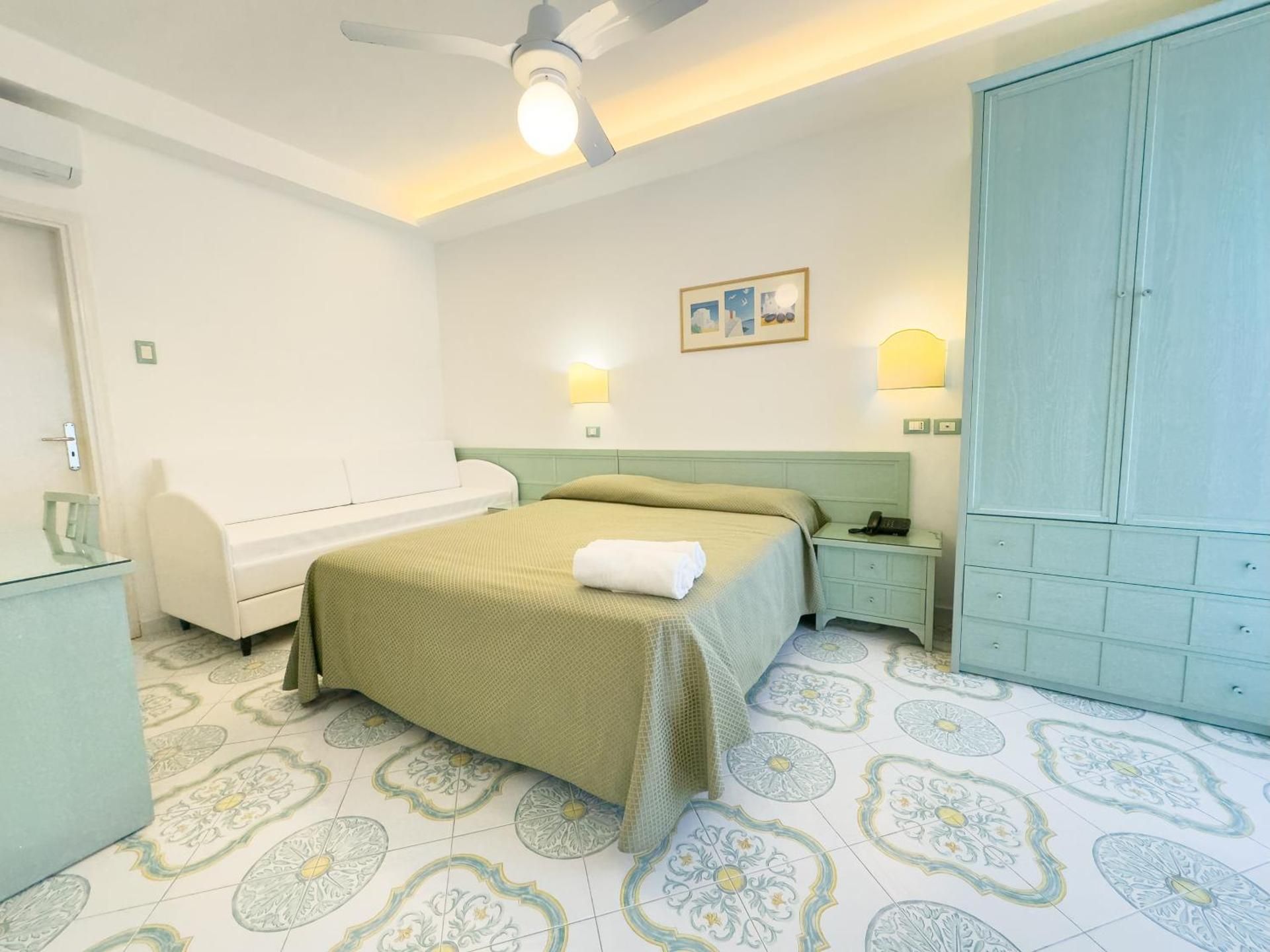 Economy Quadruple Room