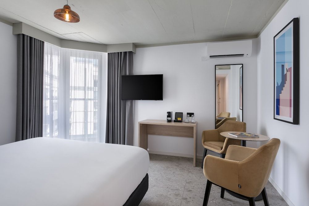 Superior Room, 1 King Bed