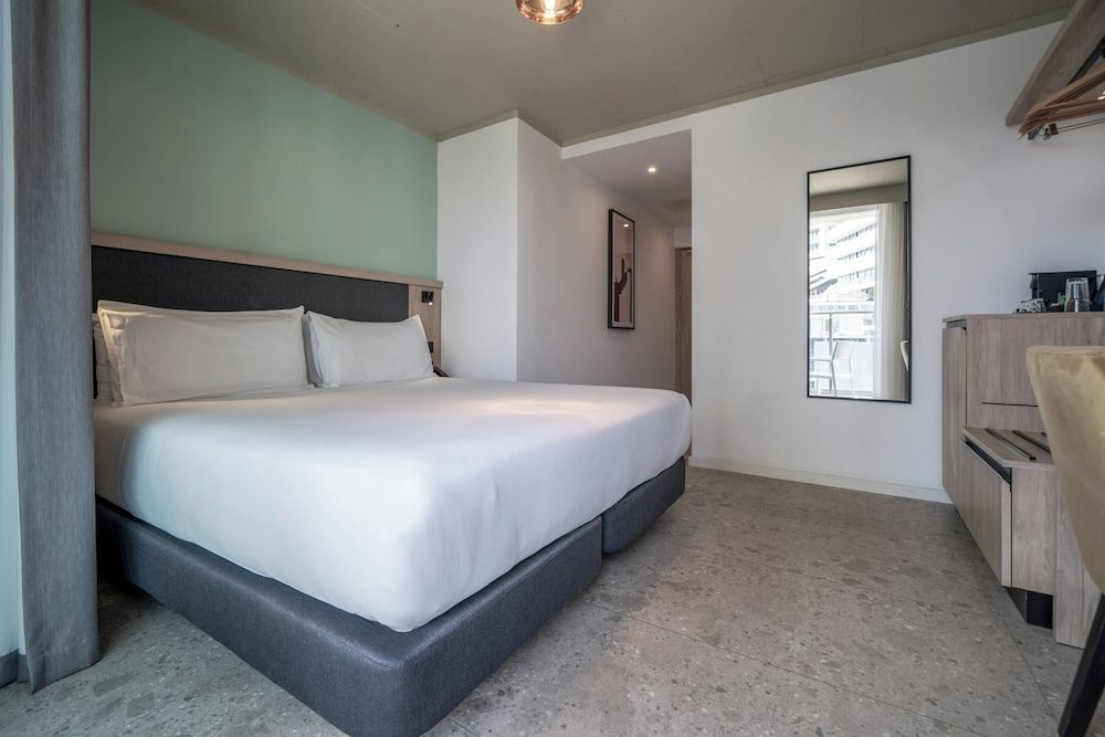 Standard Room, Connecting Rooms