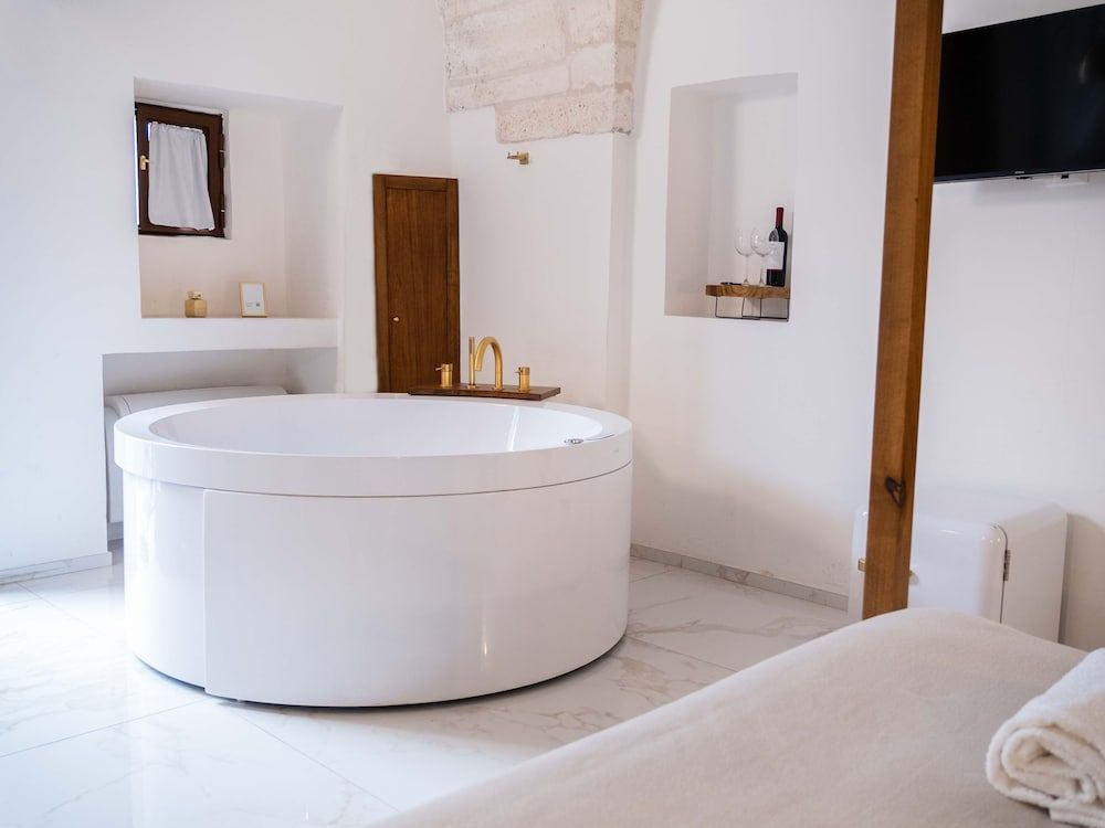 Dama Bianca Boutique Hotel Ostuni Deluxe Suite 9