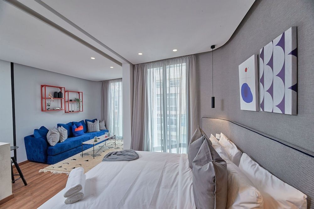 Standard Suite