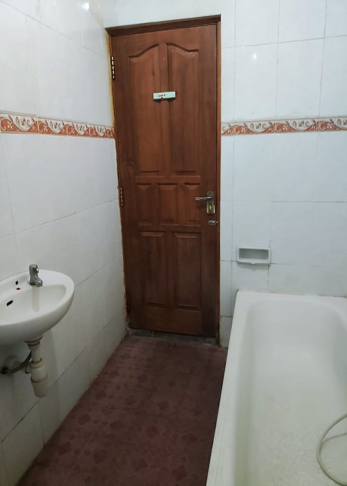 Hotel Bima Standard Double Room 7