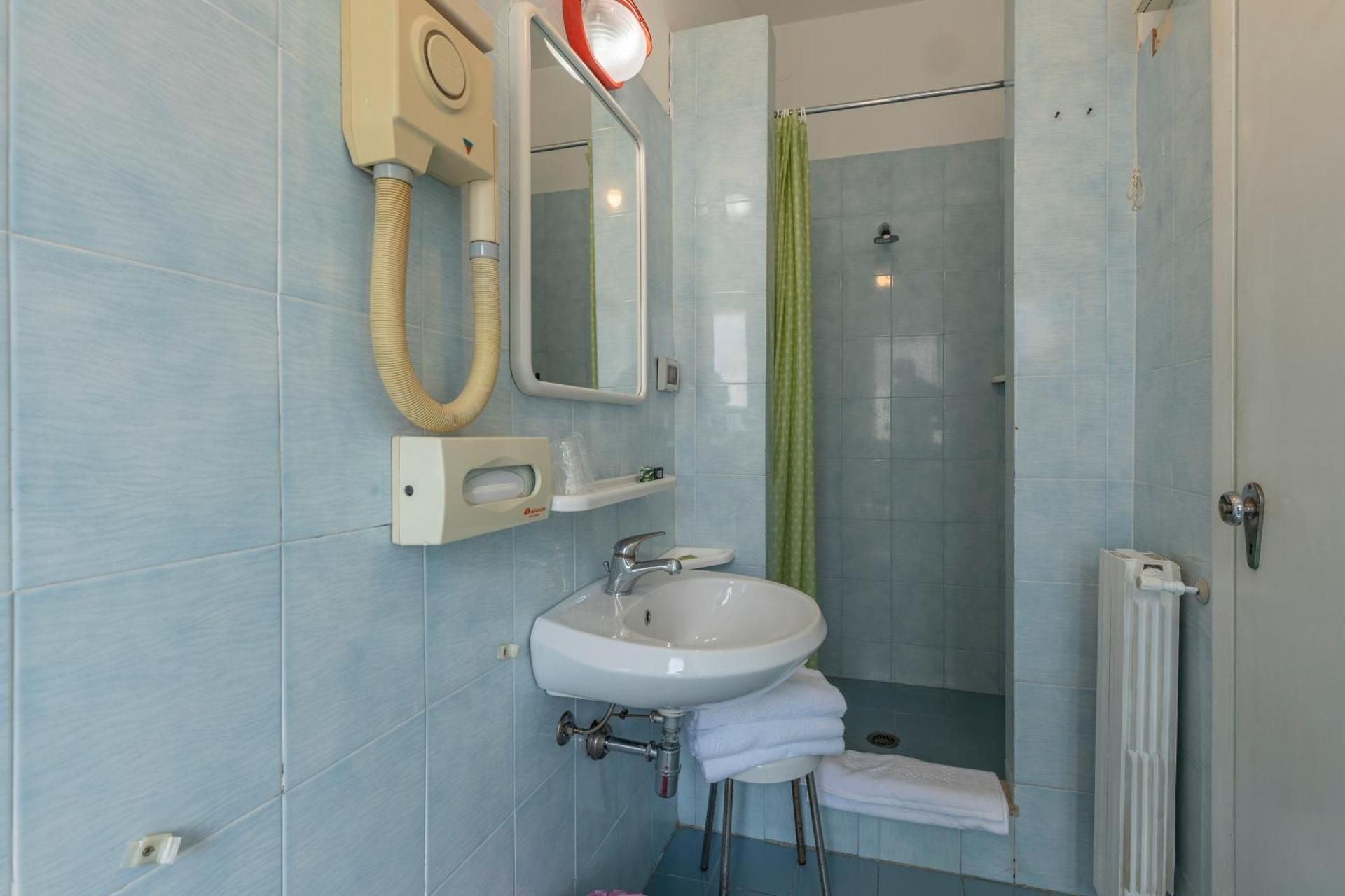 Standard Triple Room with Sea View