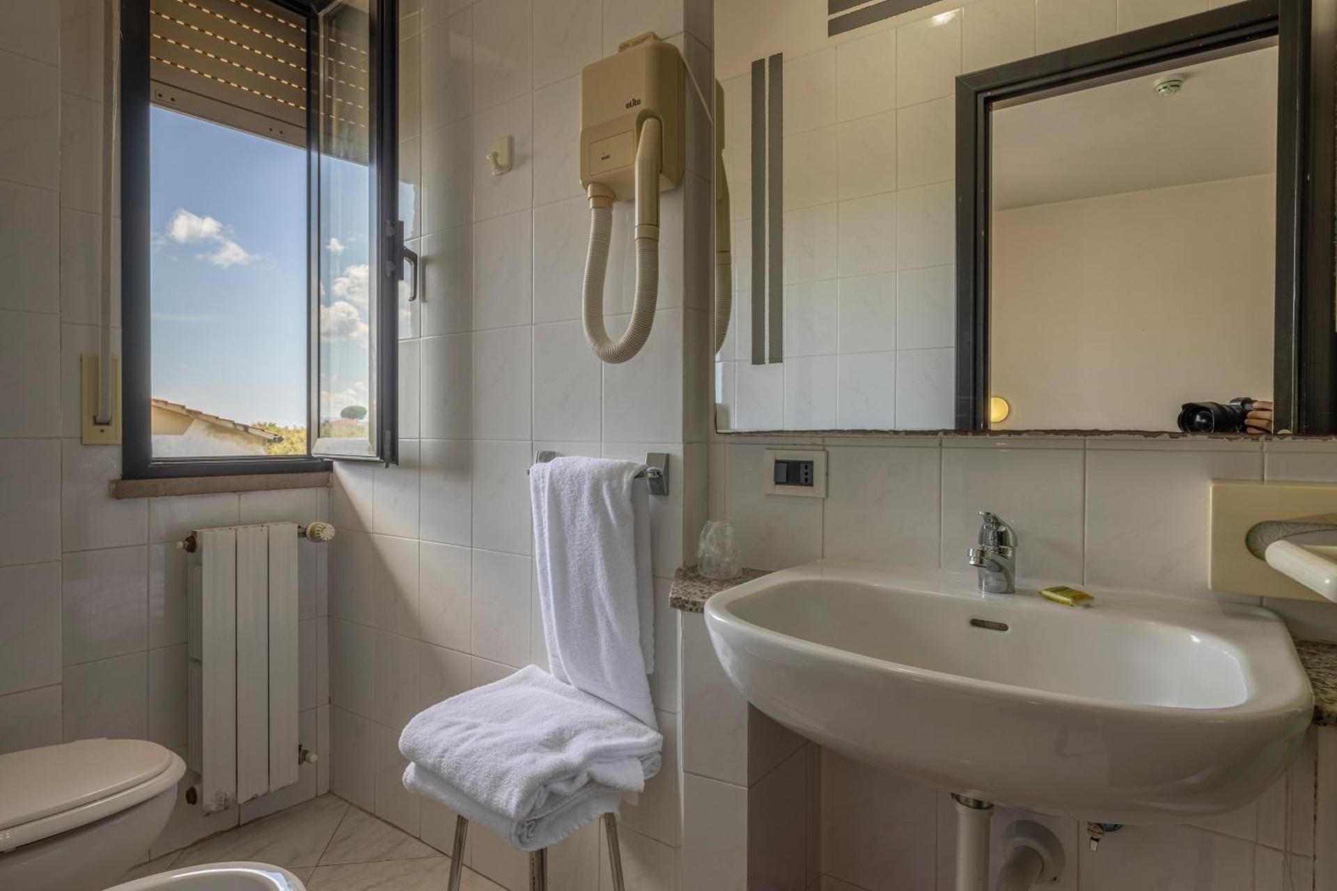 Double Room with Balcony and Sea View