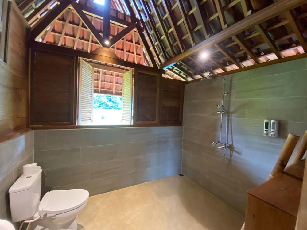 Kubu Sakian Villa Deluxe Double Room, Garden View 15