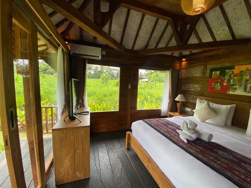 Kubu Sakian Villa Villa Garden View Double Bed 3