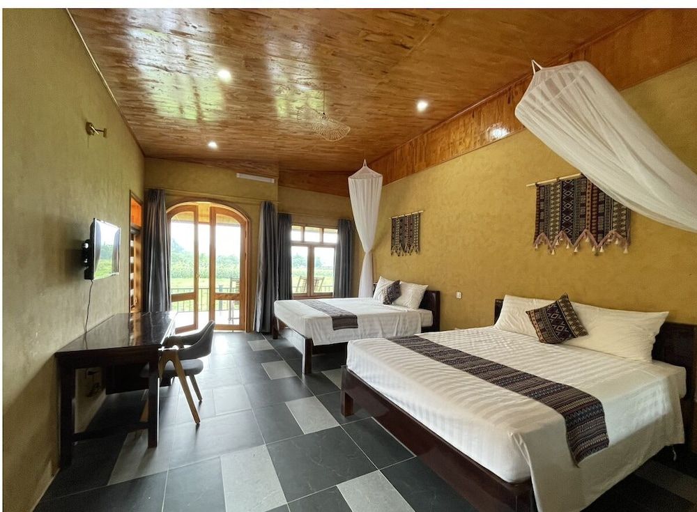 Family Suite, Pool View