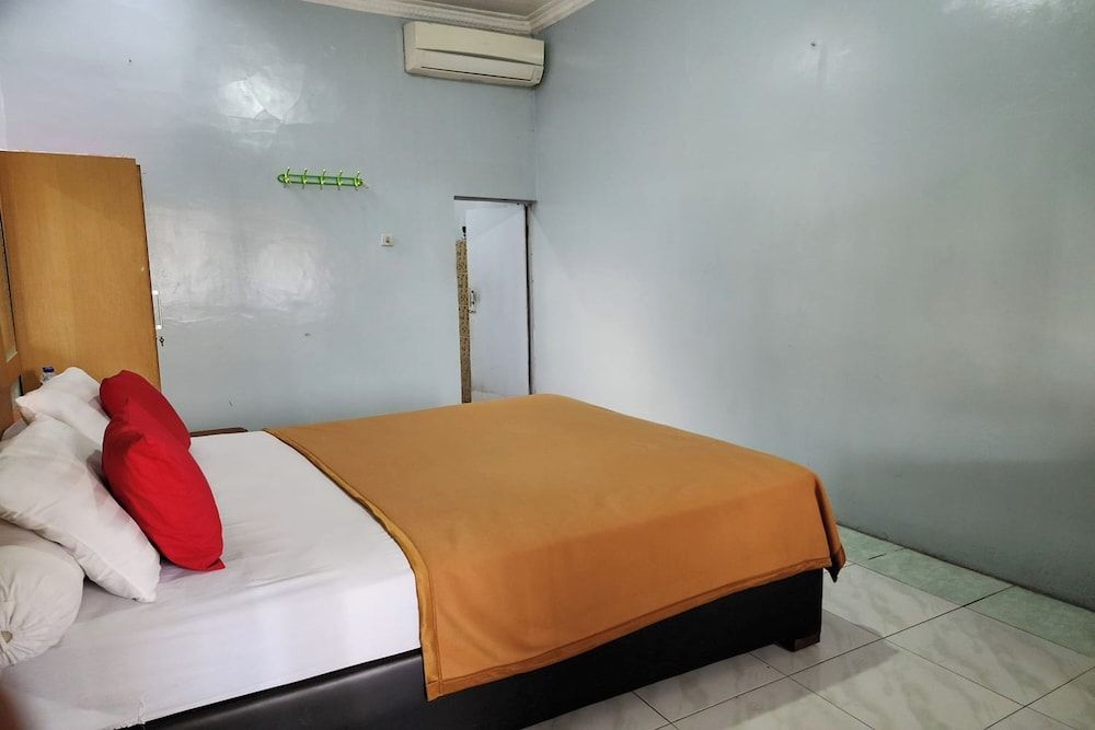 Griya Sakura Syariah Standard Room 14