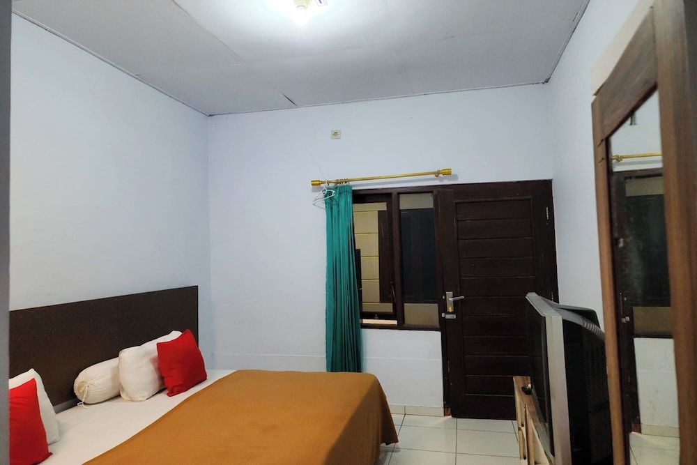 Griya Sakura Syariah Standard Room 35