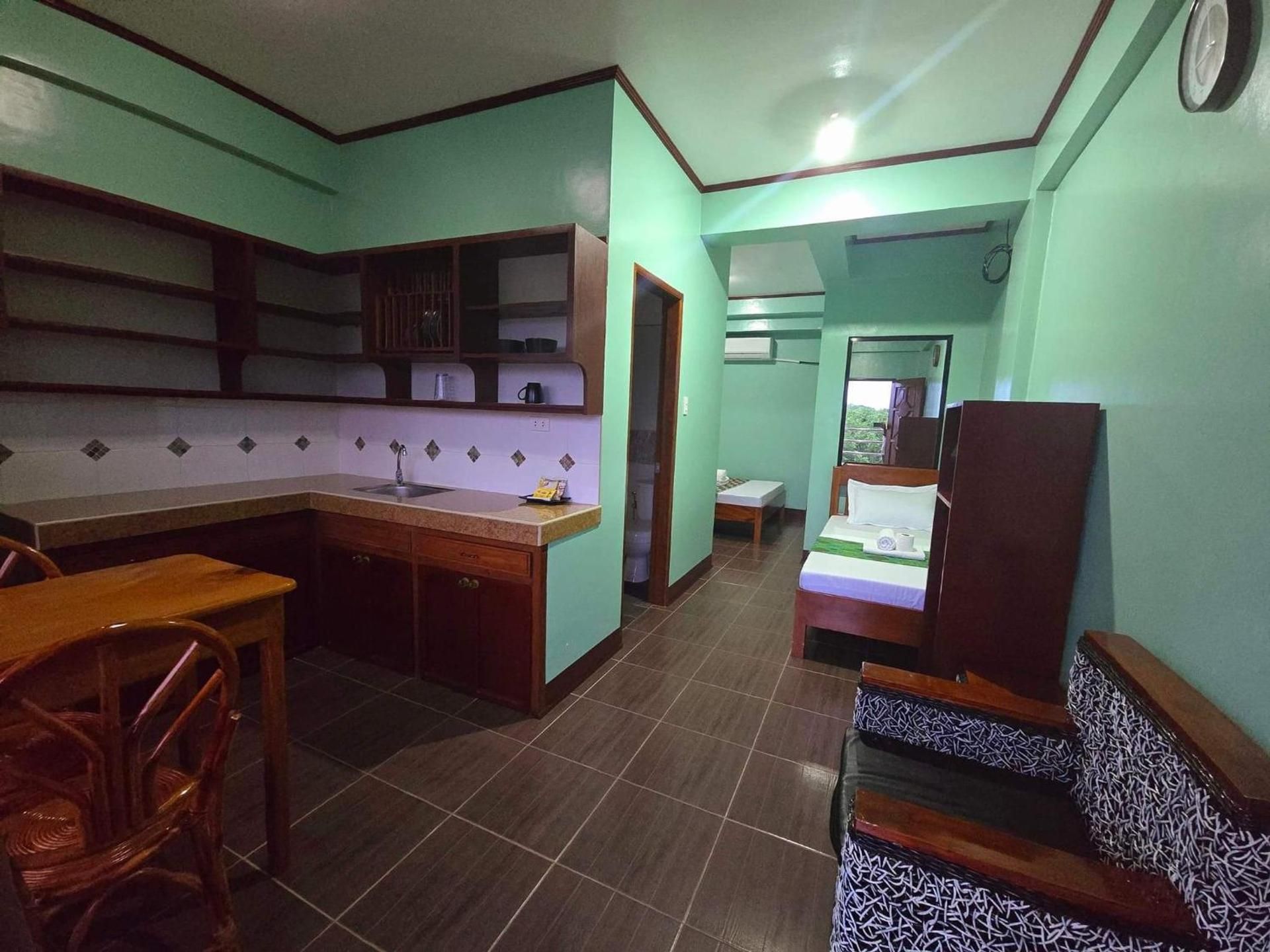 Nober Pension House City Center Deluxe Double Room (2 Adults + 1 Child) 2