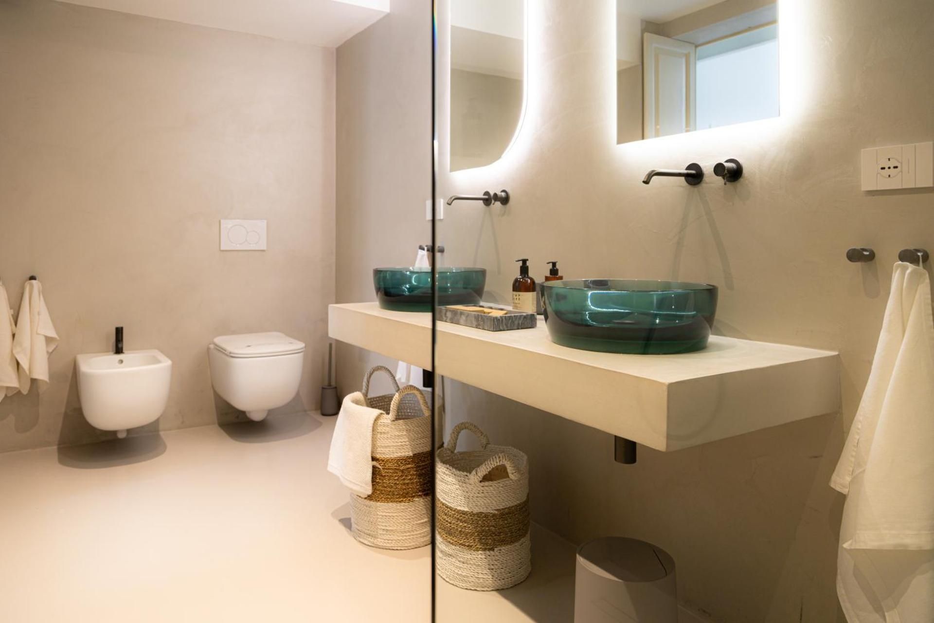 Suite, Spa