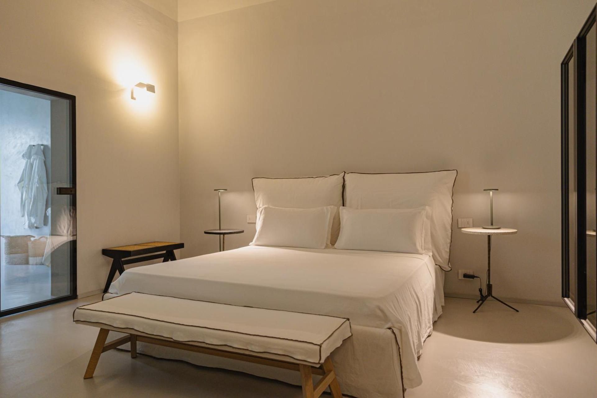 King Room, Spa