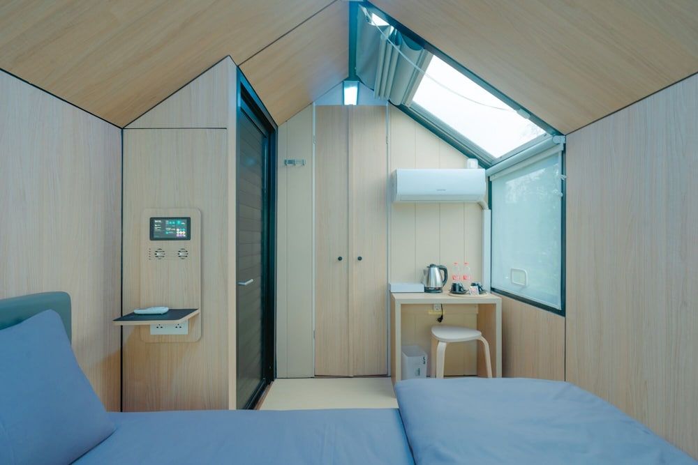 Bobocabin Gunung Mas Deluxe Cabin 6