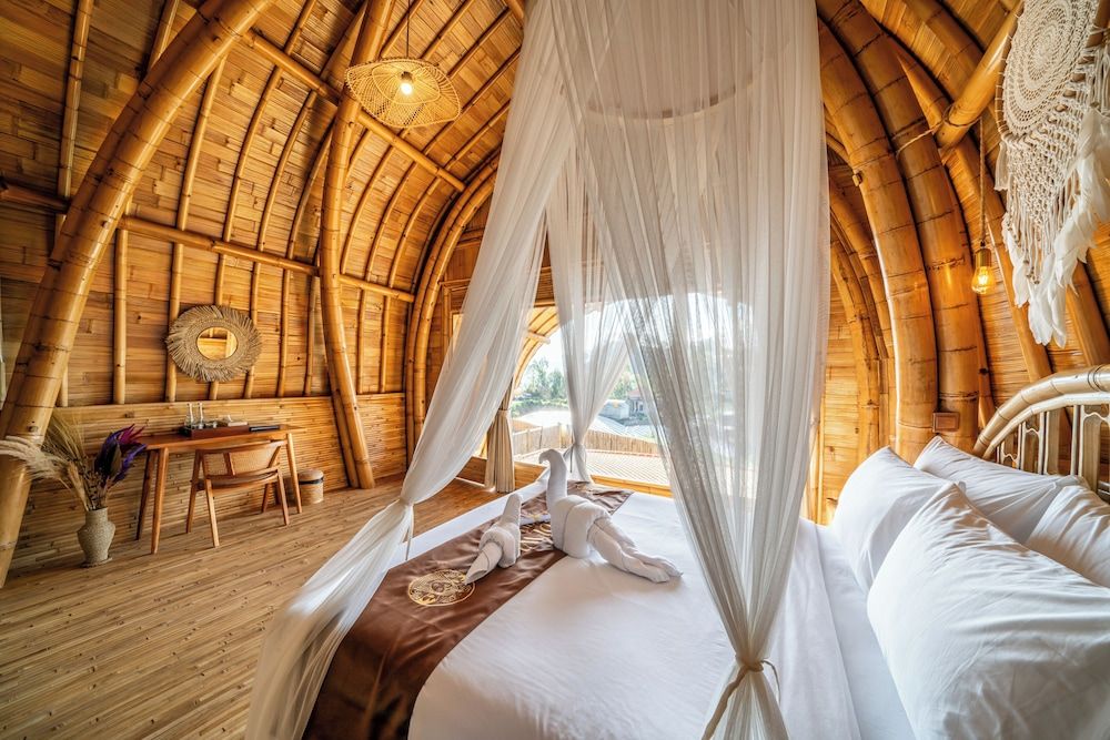 The Dewi Eco Bamboo Villa One Bedroom Plunge Pool Villa With Hills View 7