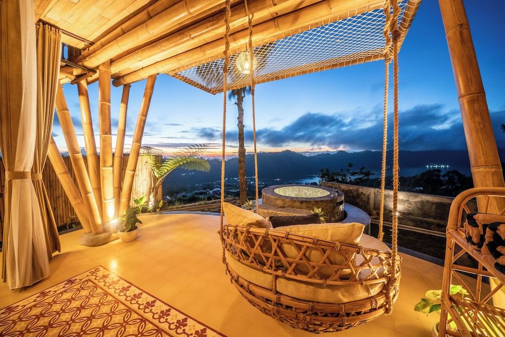 The Dewi Eco Bamboo Villa One Bedroom Plunge Pool Villa With Lake View 4