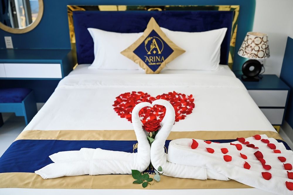 Junior Double Room, 1 Queen Bed, Balcony, City View