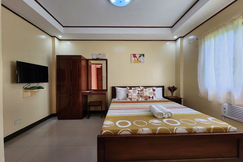 Dinah's Tourist Inn Puerto Princesa Standard Double Room 4