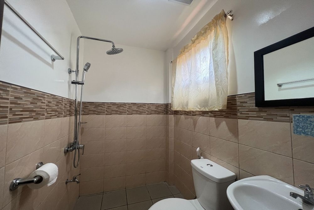 Dinah's Tourist Inn Puerto Princesa Standard Double Room 8