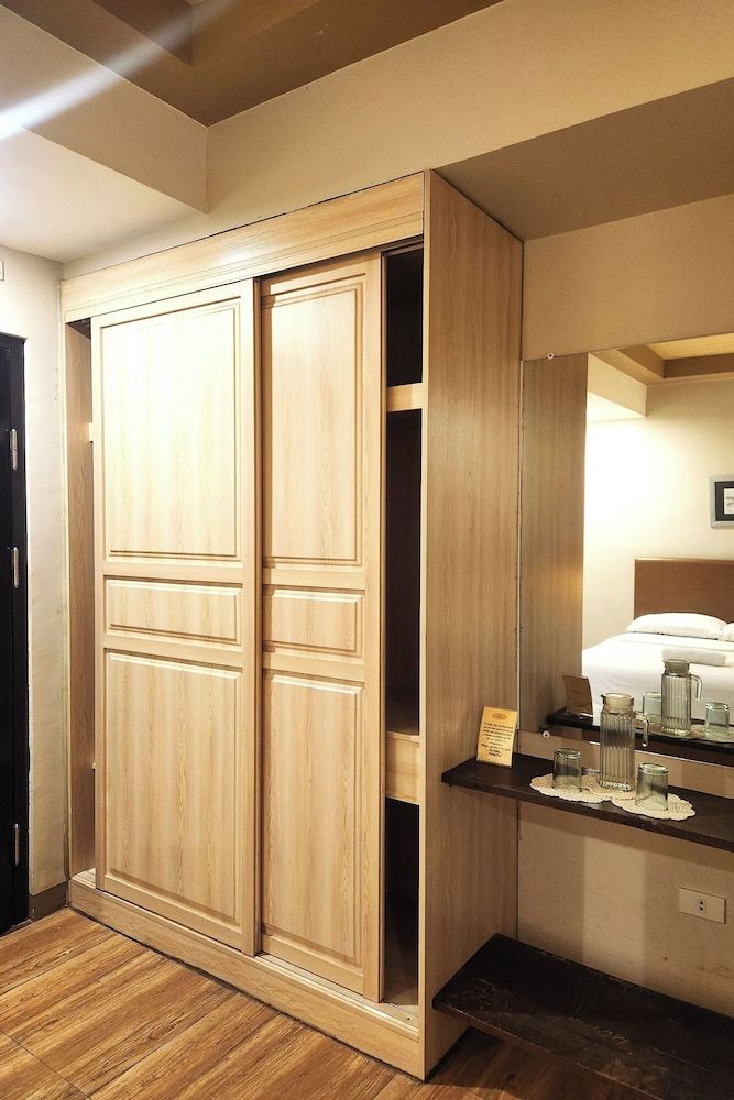 Casa Marita Vigan Family Room 11