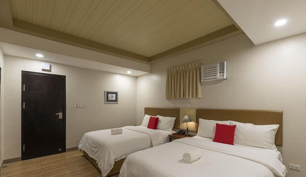 Casa Marita Vigan Family Room 4