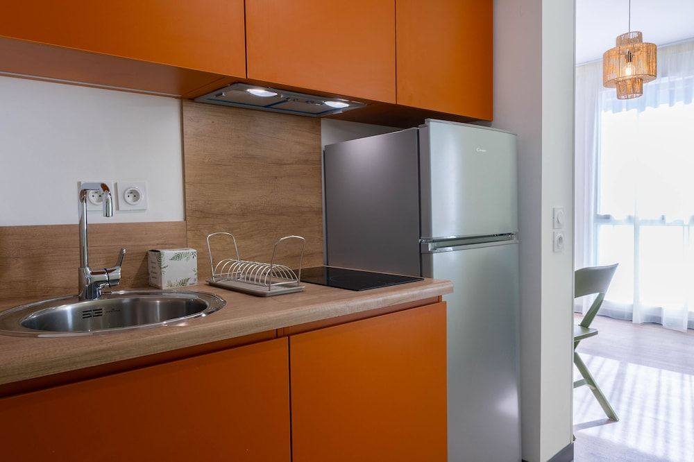 UXCO Kabane Montpellier Apartment, 1 Bedroom 3