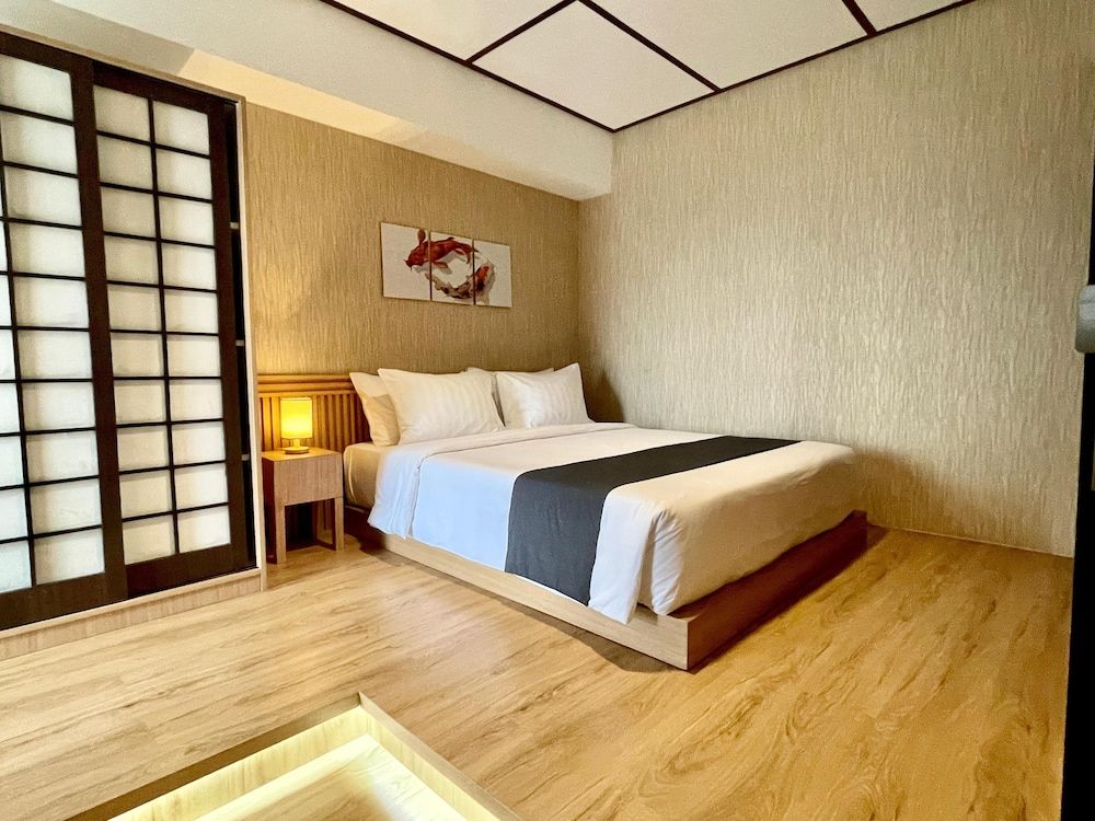 Nemuru Hotel Ciputat Business Room, 1 King Bed 2