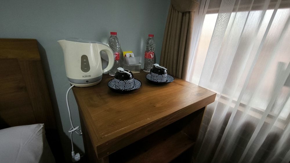 Nez's Guesthouse Syariah Standard Twin Room 5