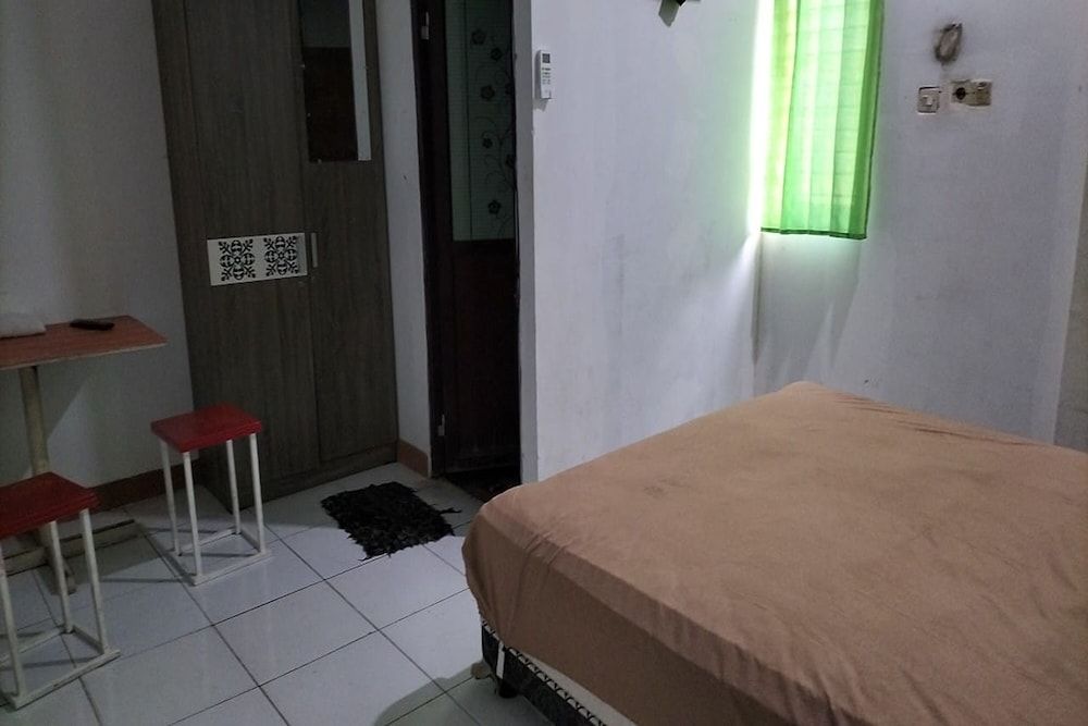 Mozza Guest House Economy Room 7