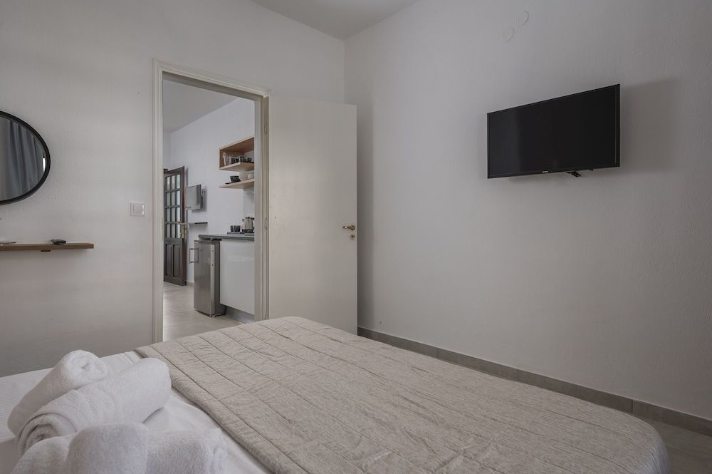 Eleon Suites & Apartments Suite, 1 Bedroom 11