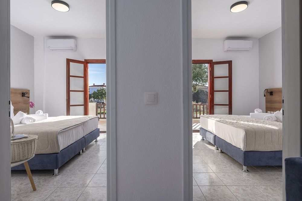 Eleon Suites & Apartments Suite, 2 Bedrooms 2