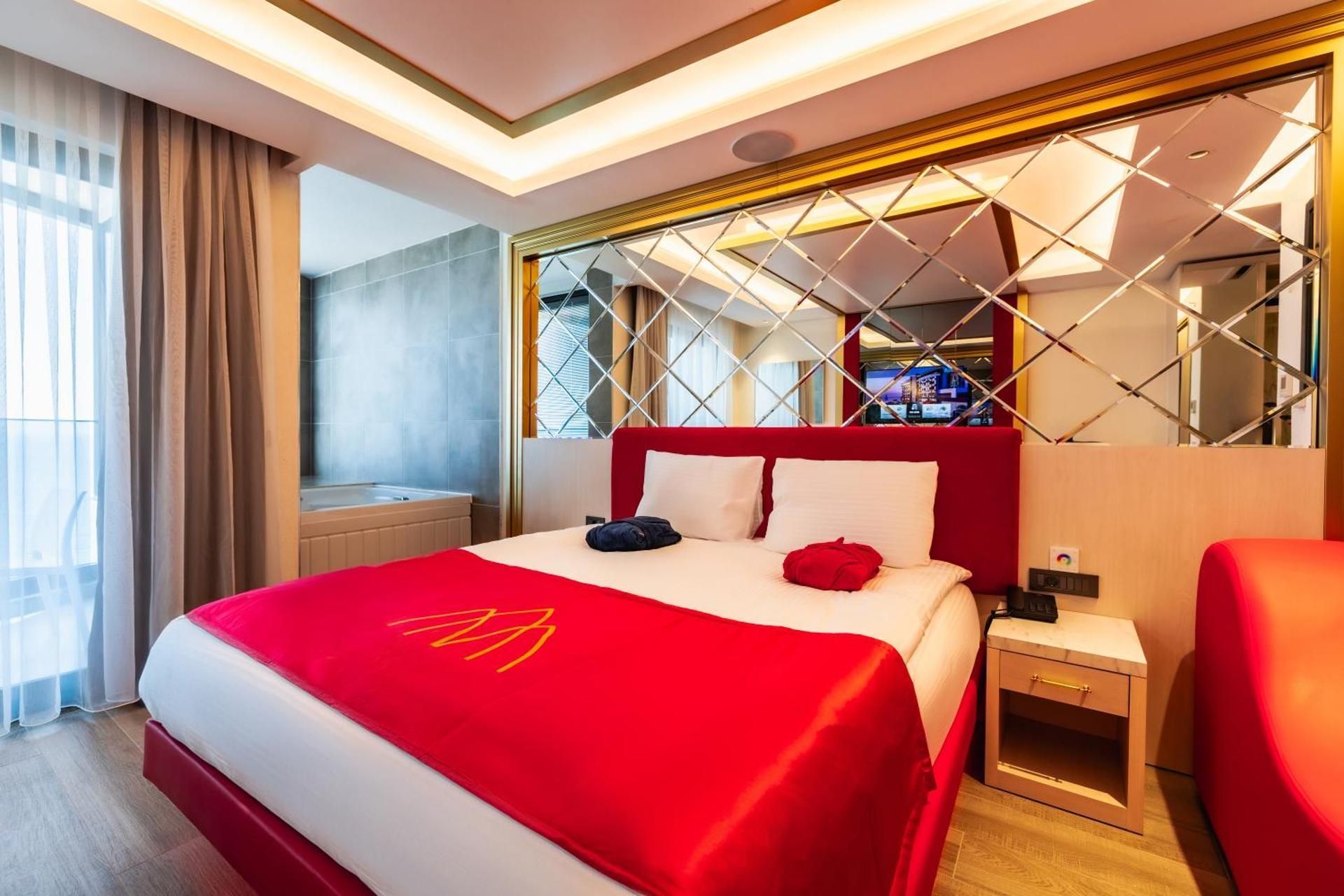 Standard Room Side sea view