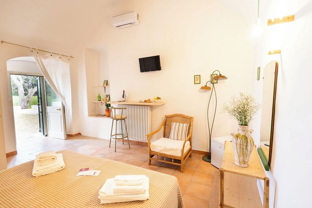 Panoramic Room, Garden View
