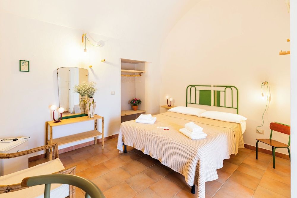 Superior Room, Vineyard View