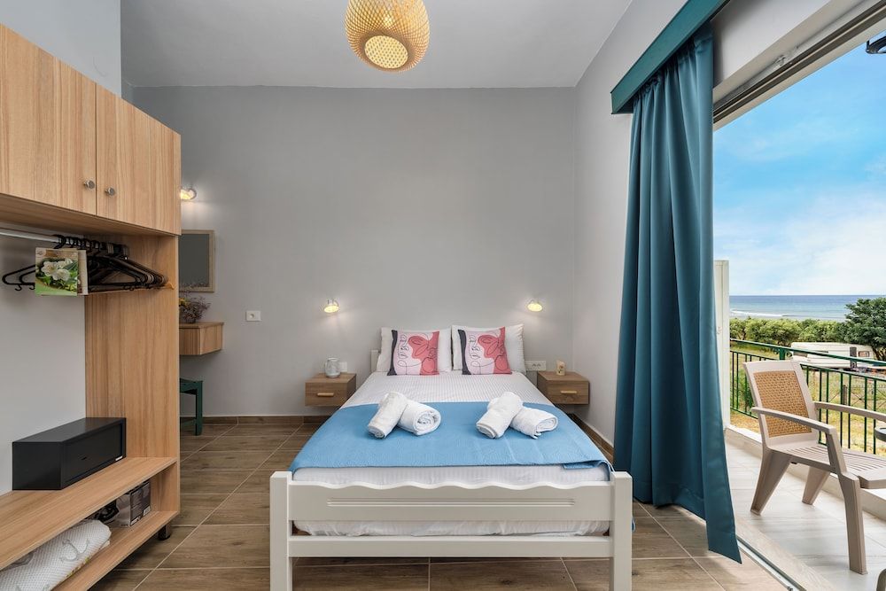 Executive Studio, Sea View