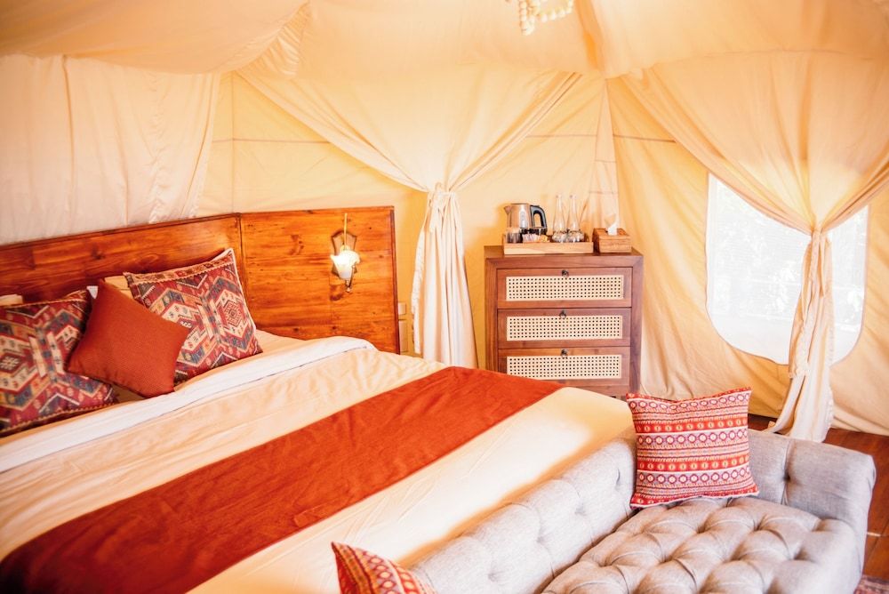 Alam Caldera Camp & Resto Glamping Abing 4