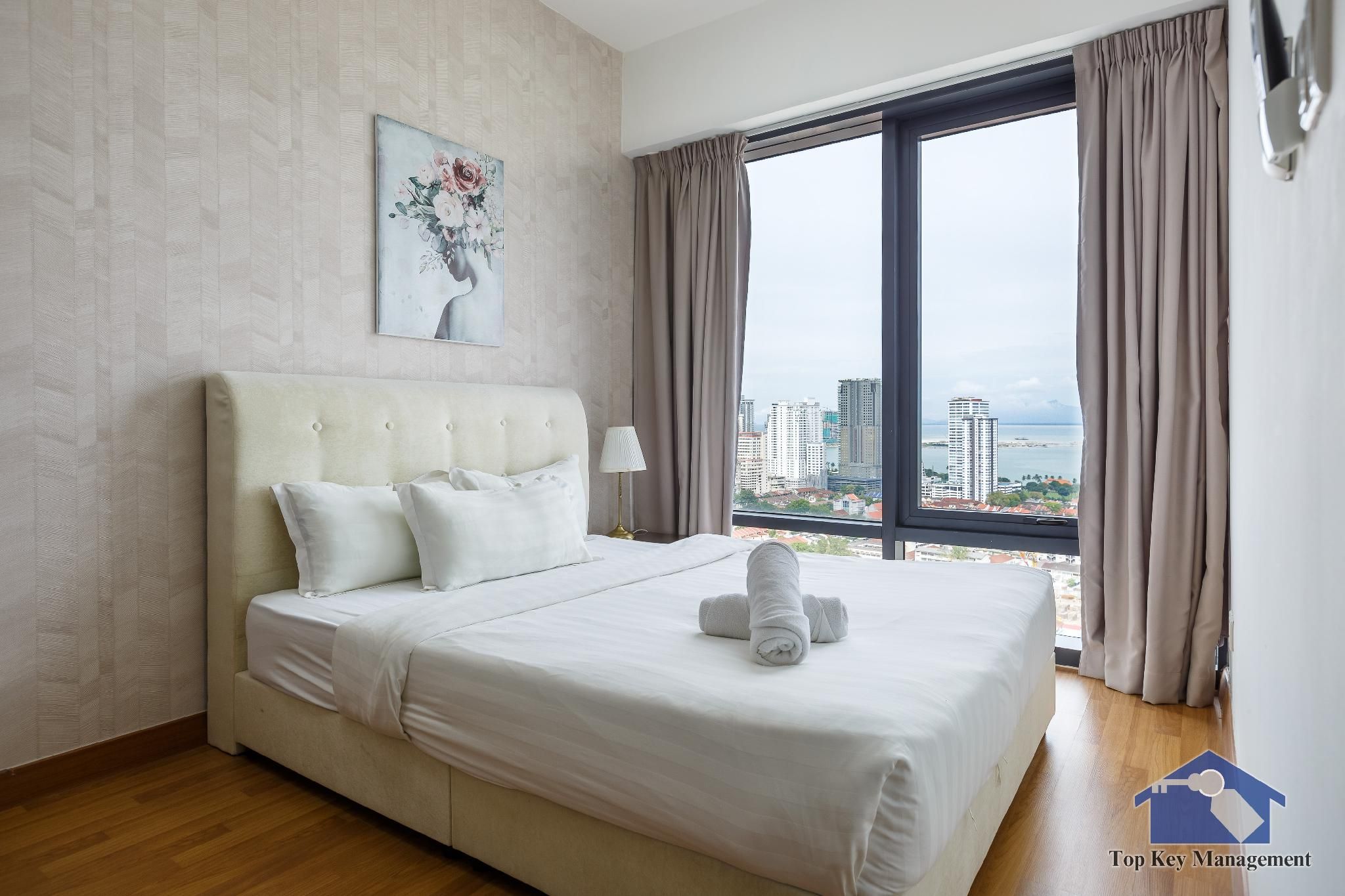 Three-Bedroom Ocean View Apartment