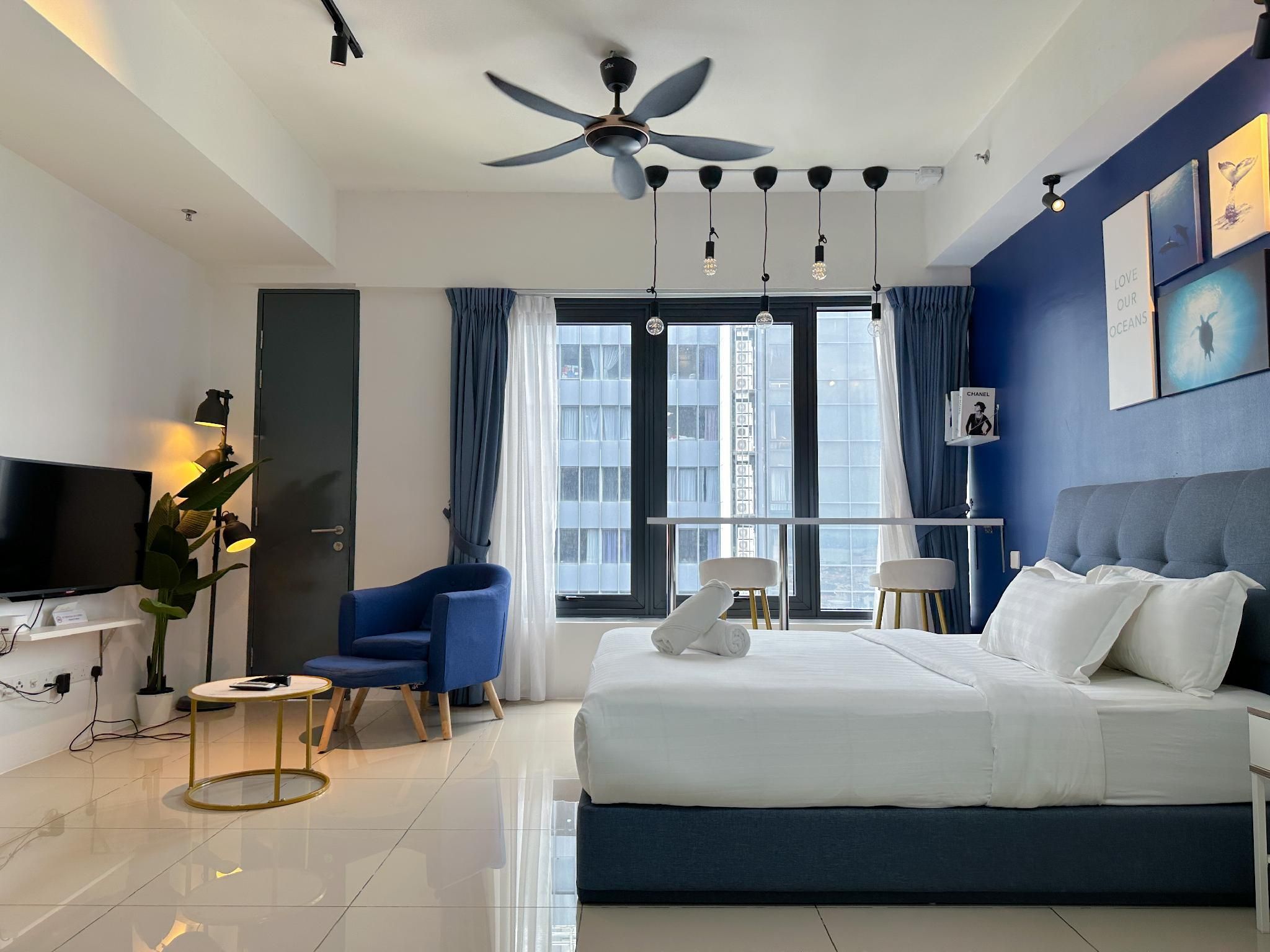 Studio Suite with Kitchenette