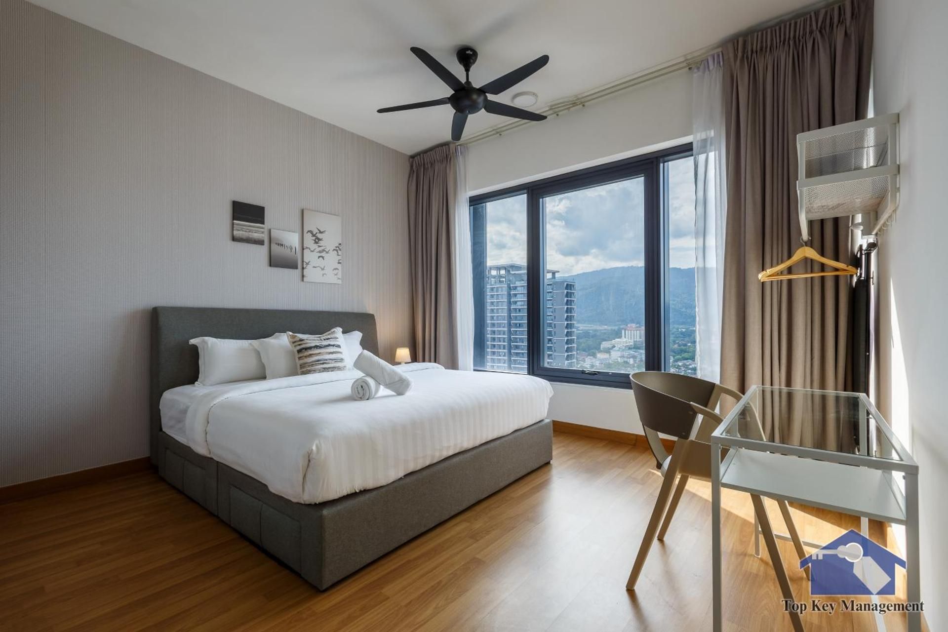 Two-Bedroom Apartment with Sea View