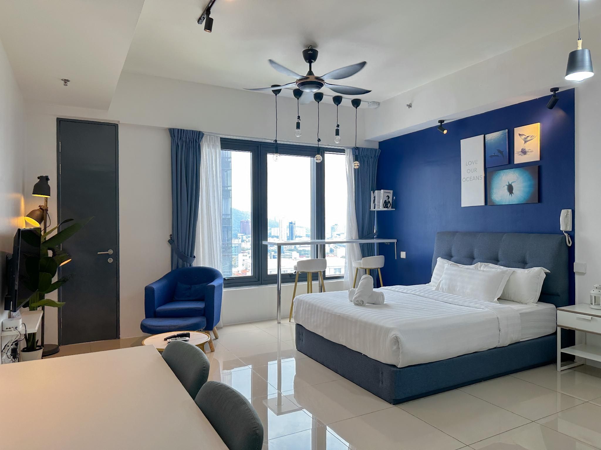 Studio Suite with Kitchenette