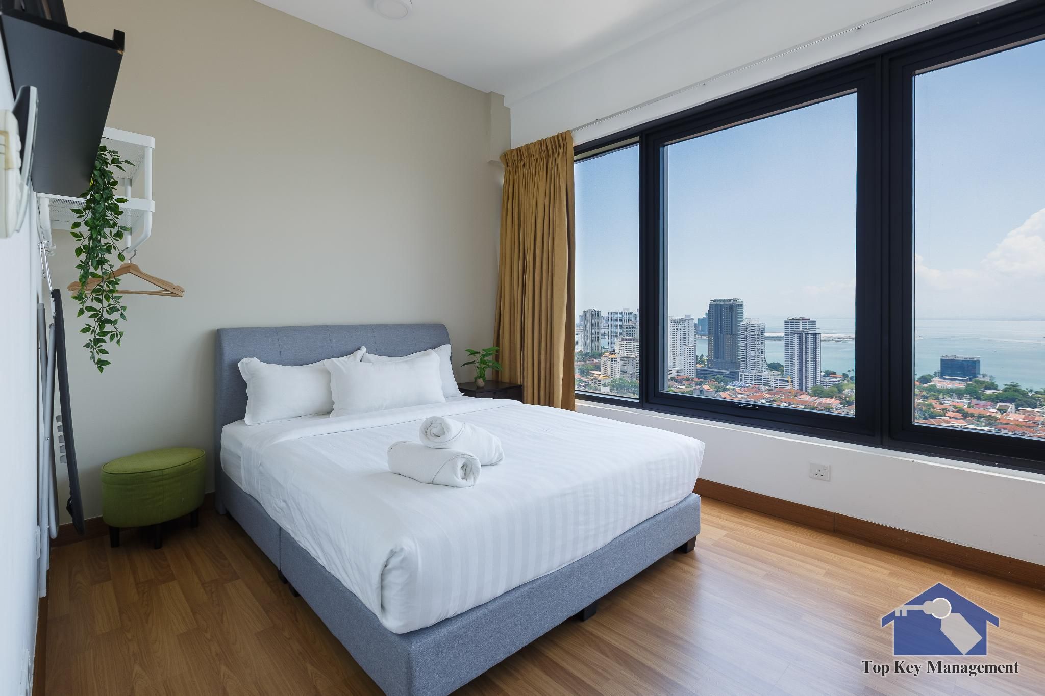 One Bedroom Suite