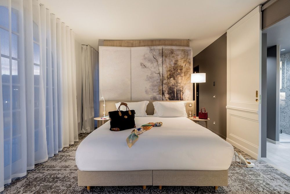 Premium Room, 1 King Bed