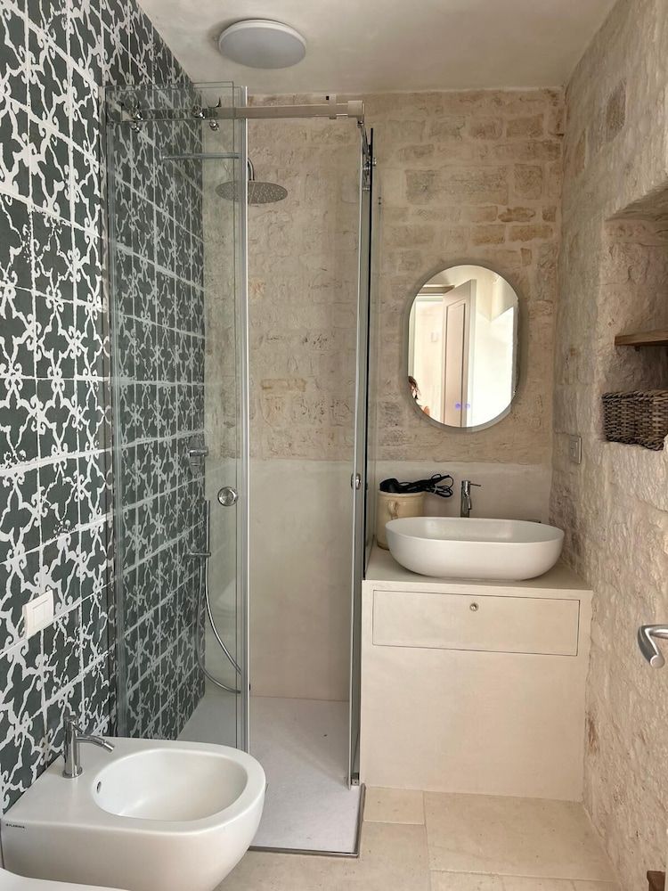 Montesanto 60 Suite & Relax Alberobello Deluxe Suite, Private Bathroom, Courtyard View 7