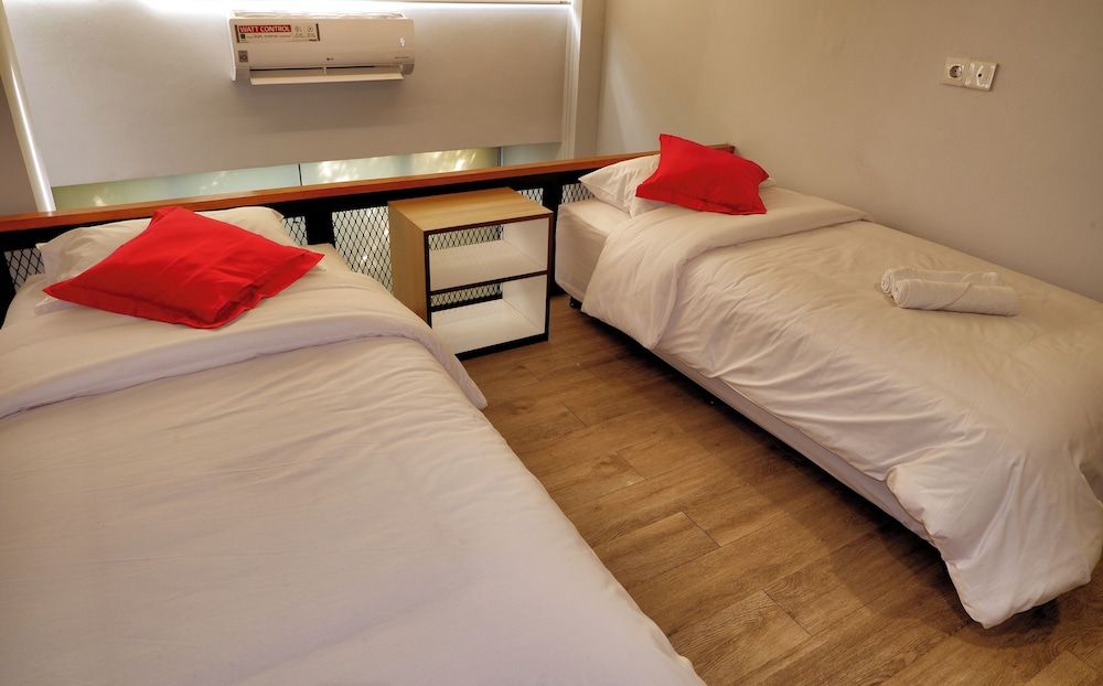 Guest House 555 NKI Superior Twin Room 2