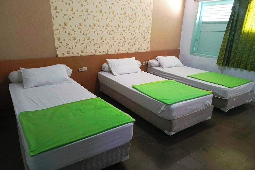 Surga Family House Standard Villa, 3 Bedrooms 3