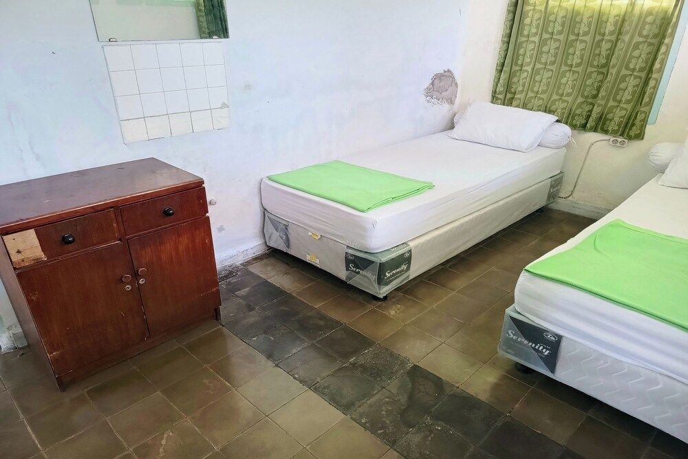 Surga Family House Standard Villa, 3 Bedrooms 6