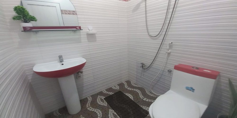 FNT Transient House near Hundred Islands Family Room 4