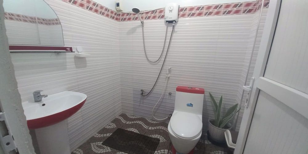 FNT Transient House near Hundred Islands Family Room 6